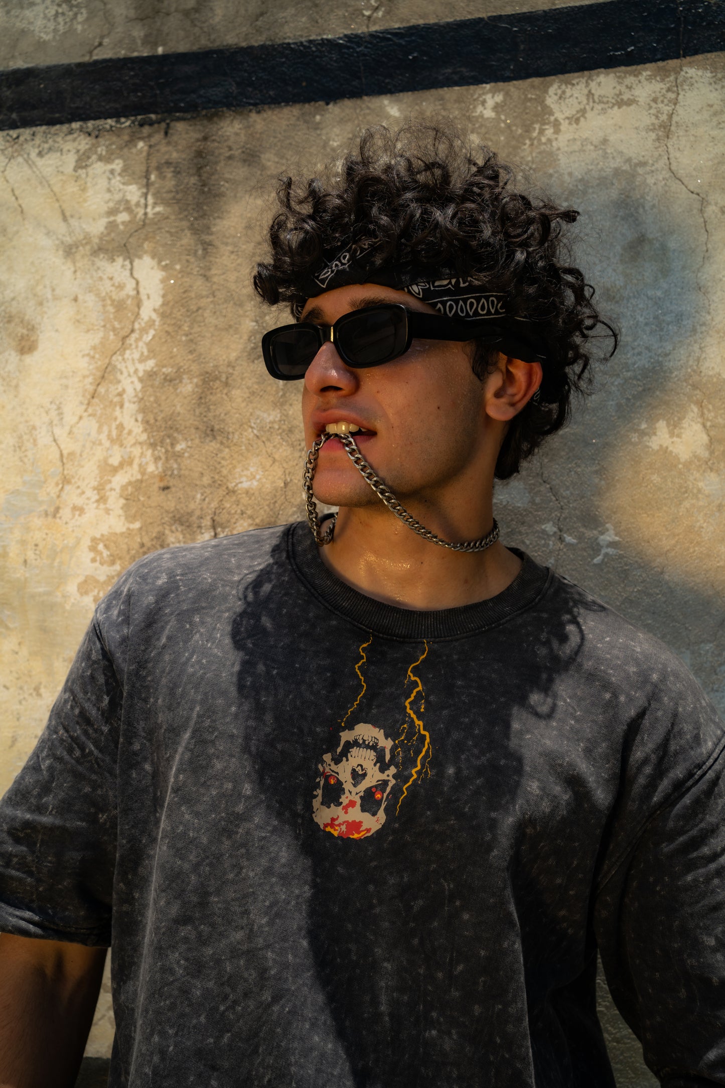 Time Travel Skull - Washed Effect Oversized T-Shirt