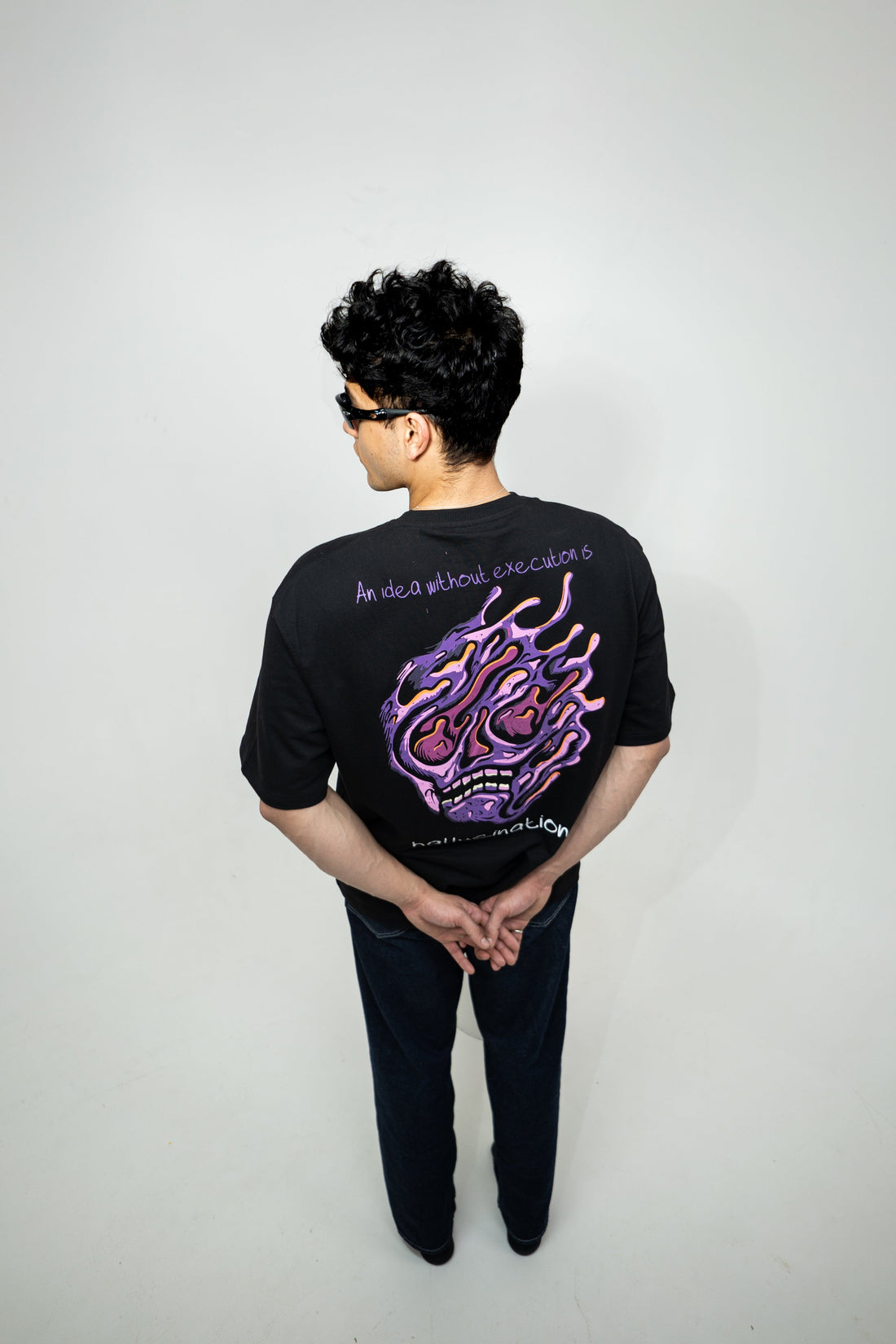 Indian streetwear oversized graphic t-shirt in black with puff print - Retro Future