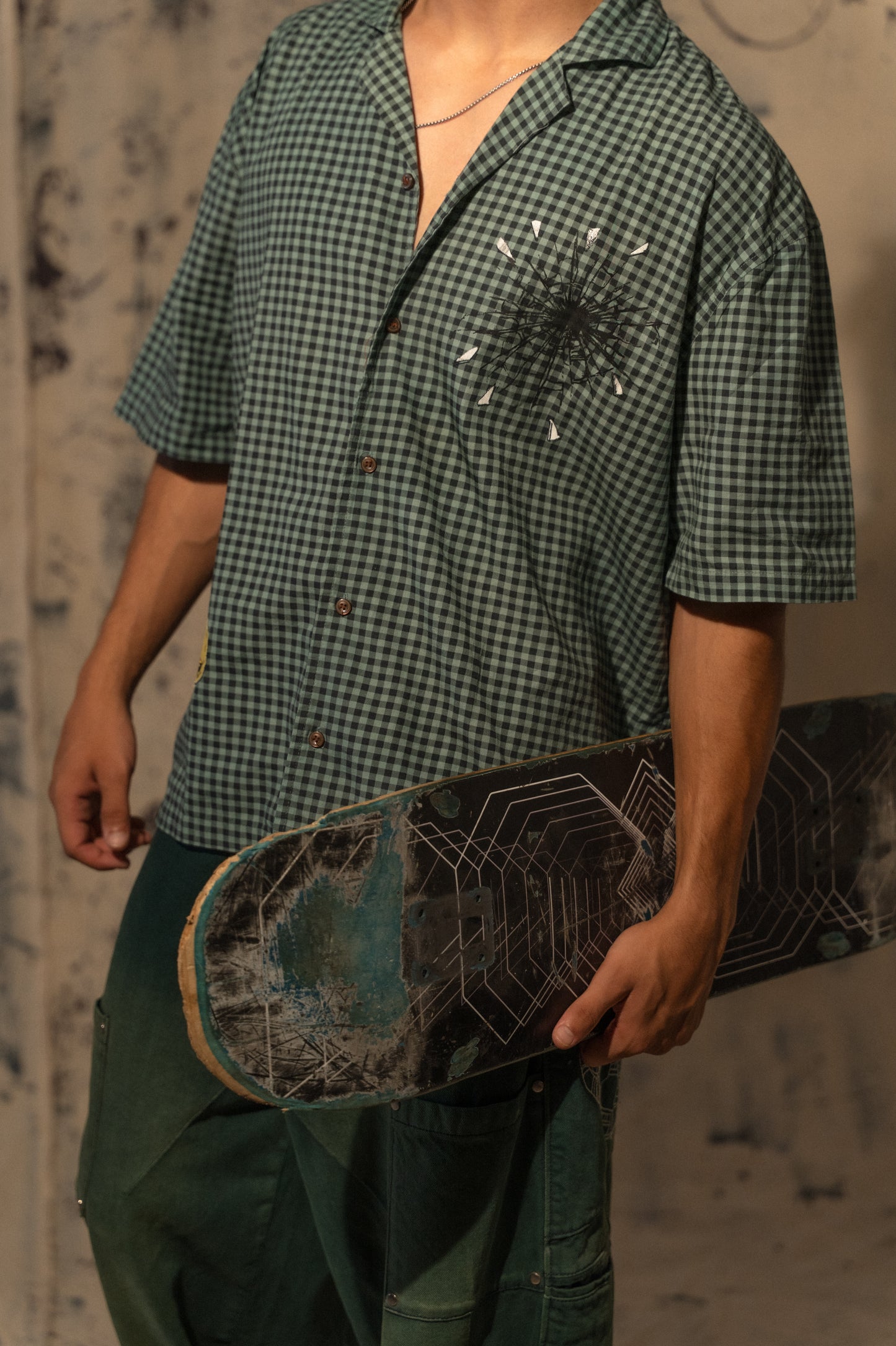 Broken - Oversized Shirt