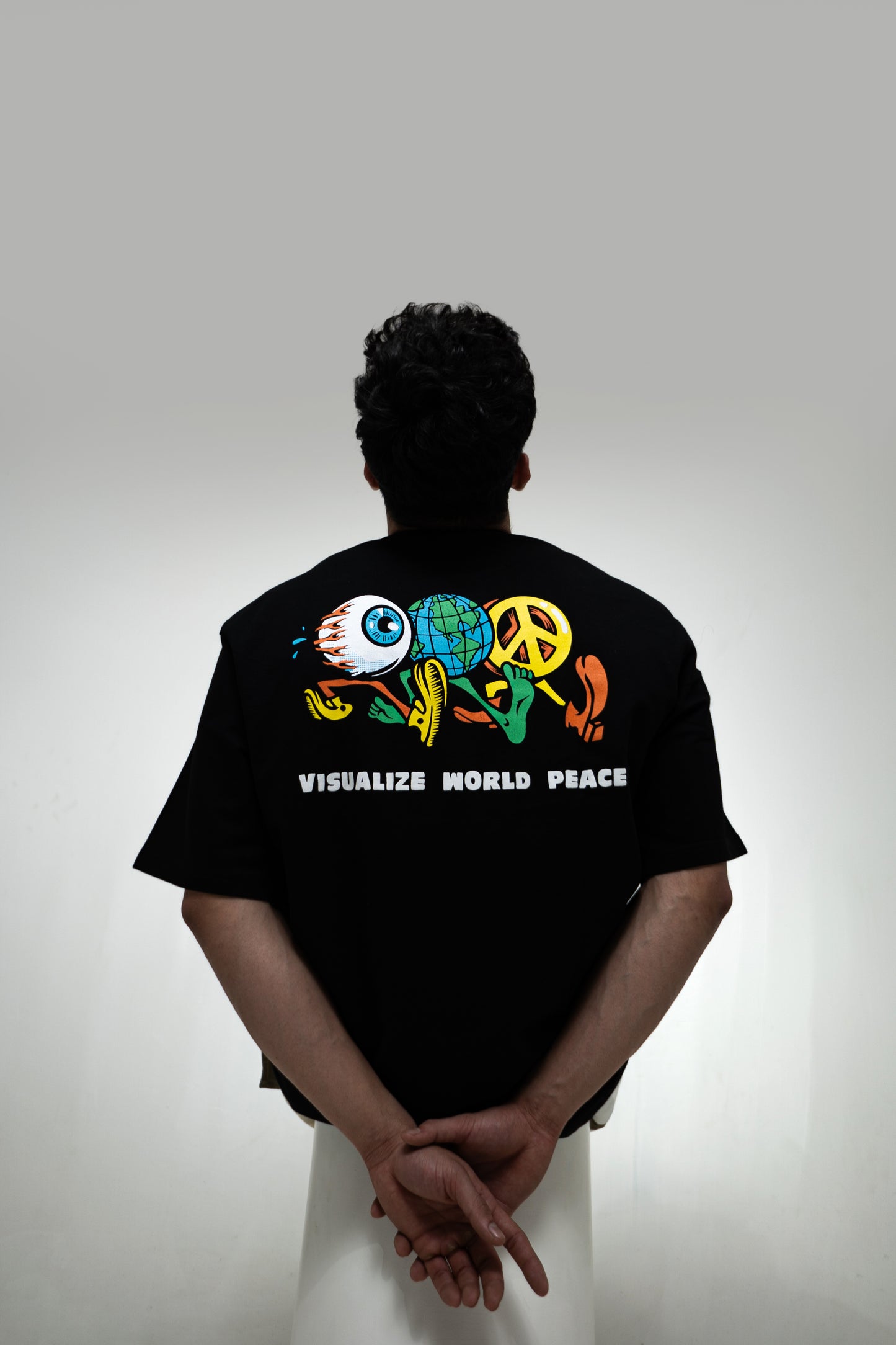 Visualize World Peace - Oversized T-Shirt – Retro Future